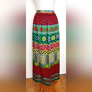 VIBRANT VINTAGE MAXI SKIRT